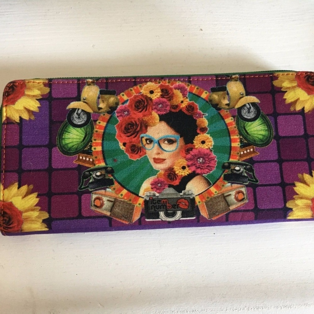 Cute retro wallet from India